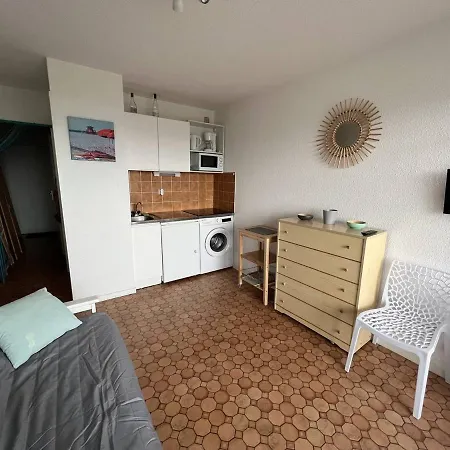 En Bord De Pour 4 Pers., Parking Privé, Proche Commerces, Sans Route à Traverser - Fr-1-81-374 * Leucate